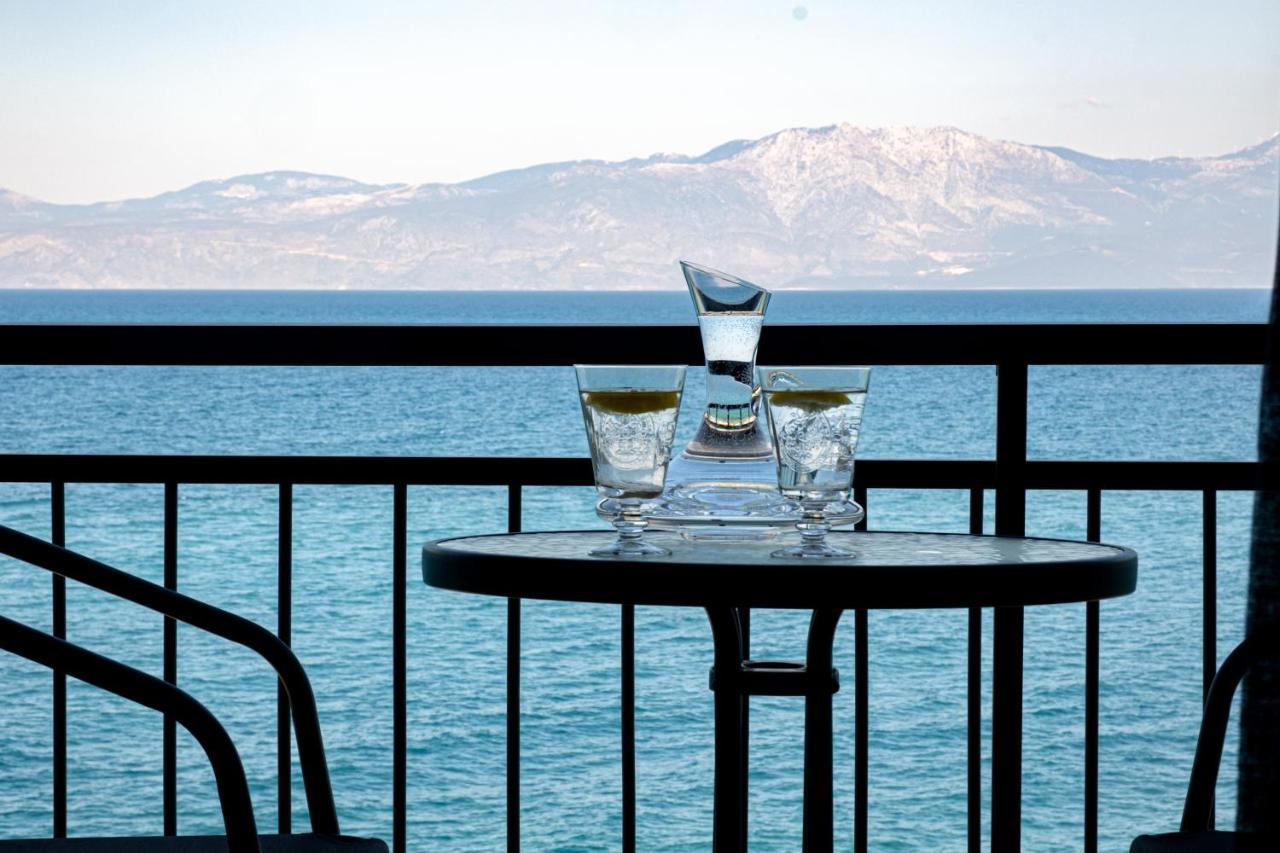 Riviera Hotel Xylokastro Eksteriør billede